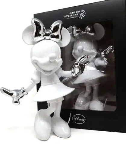 MINNIE MOUSE FIGURE 0506